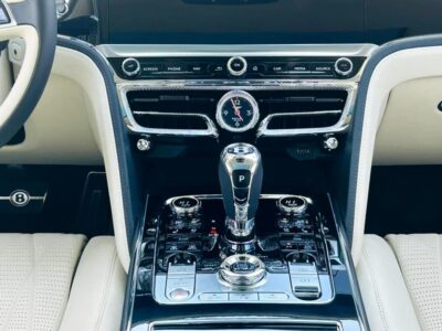 2020 Bentley Flying Spur W12 Neat and Clean Car Blue Beige