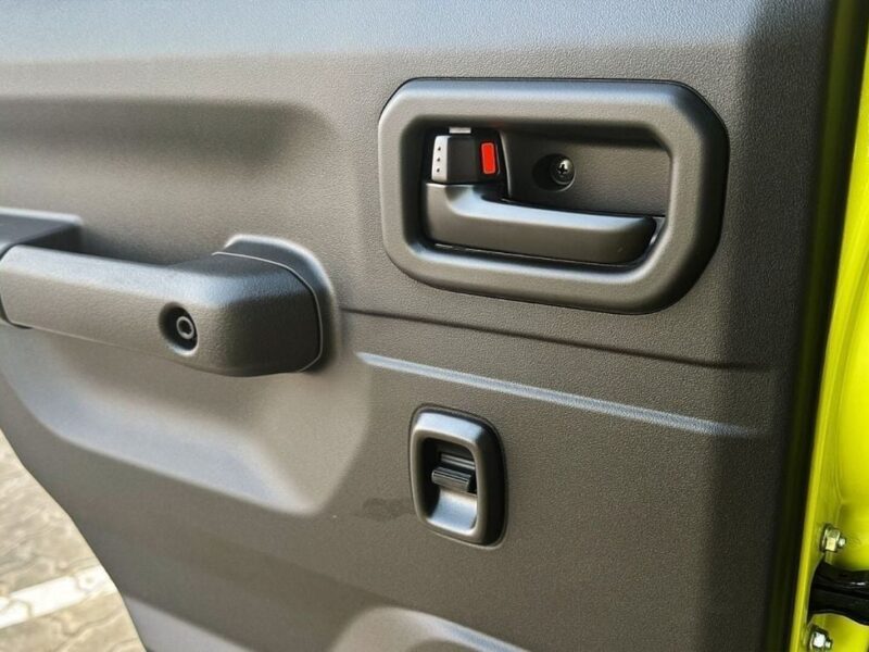 Suzuki Jimny Suzuki Jimny1.5L MT PETROL MY2025 Yellow Black