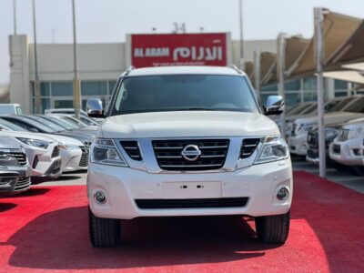 2018 Nissan Patrol SE 4.0-liter V6 Engine GCC Specs White Beige
