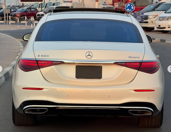 2022 MERCEDES BENZ S580 AMG V8 AUCTION GRADE 4.5/B White Black