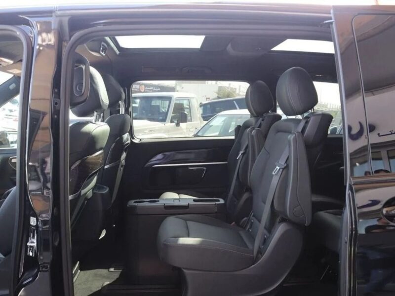 Mercedes-Benz V 300 Diesel 4Matic Exclusive Long 2023 Black Full Option