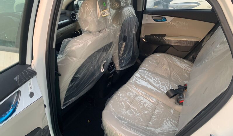 2024 New Kia Cerato 1.6L naturally aspirated 4-Cylinder White Beige