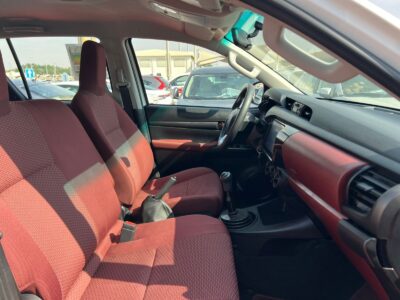 2024 Toyota Hilux 4X4 4-Cylinders Engine Diesel Manual White Red
