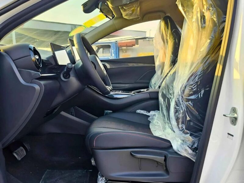 2024 BYD e2 ELECTRIC LUXURY 405KM RANGE White Black