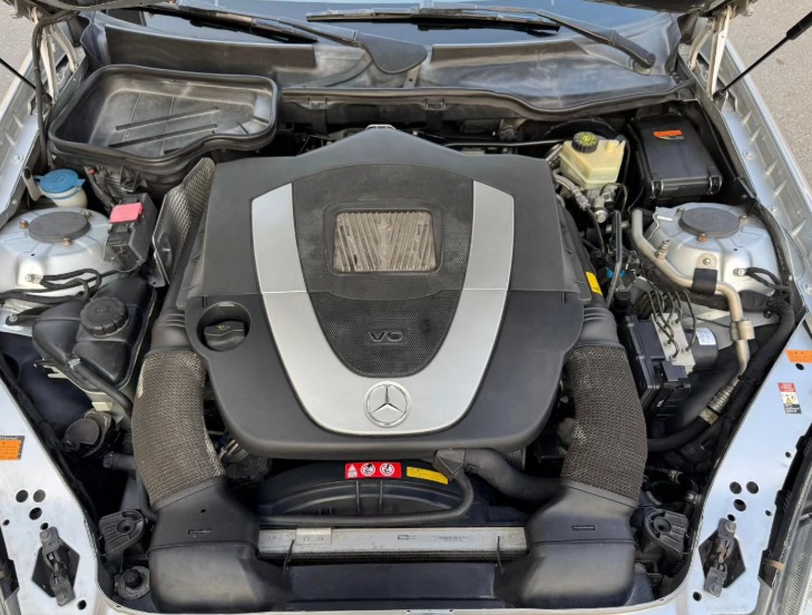 2005 MERCEDES BENZ SLK 350 V6 AUCTION GRADE 4/B Silver Black