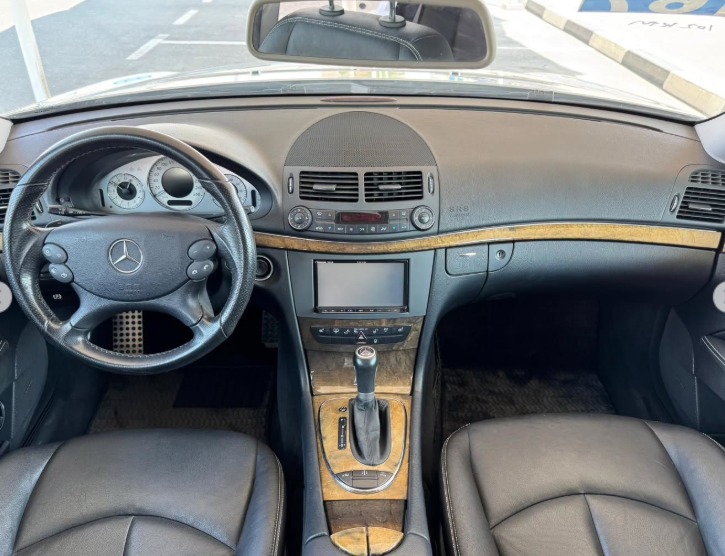 2007 MERCEDES BENZ E500 Body Kit E63 AMG V8 AUCTION GRADE 4/B Silver