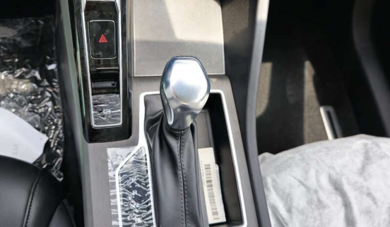 New 2024 MG MG5 1.5-liter 4-cylinder naturally aspirated Petrol Engine White