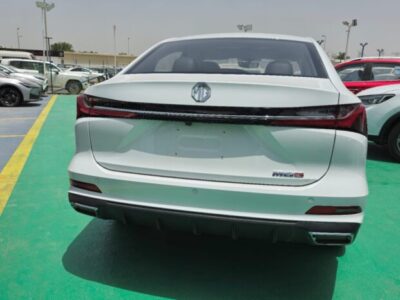 New 2024 MG MG5 1.5-liter 4-cylinder naturally aspirated Petrol Engine White