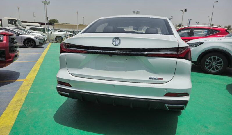 New 2024 MG MG5 1.5-liter 4-cylinder naturally aspirated Petrol Engine White