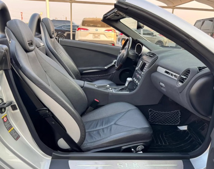 2005 MERCEDES BENZ SLK 350 V6 AUCTION GRADE 4/B Silver Black
