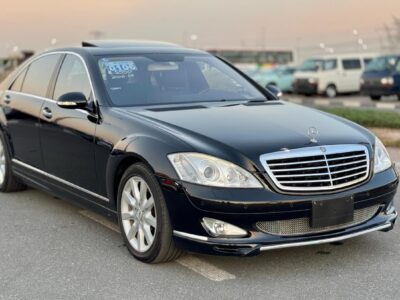 2006 Mercedes-Benz S 550 5.5 Liters 8 Cylinders V8 Engine Black