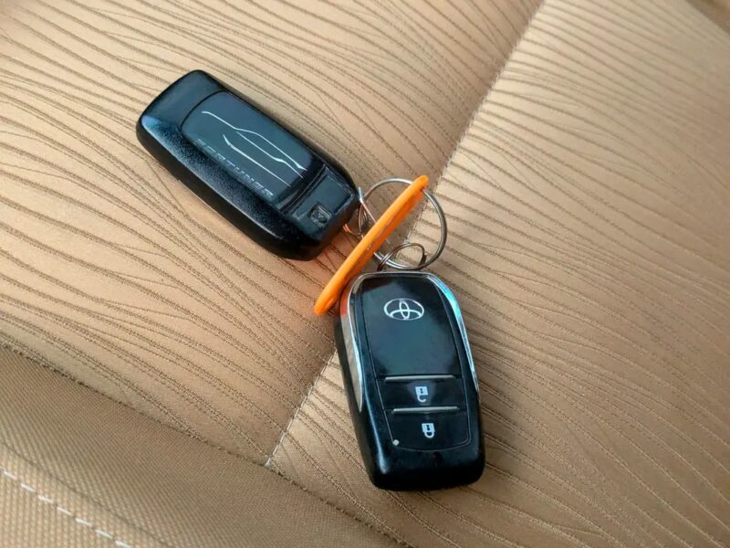 2016 Toyota Fortuner GXR 6 Cylinders Engine White Brown GCC Specs