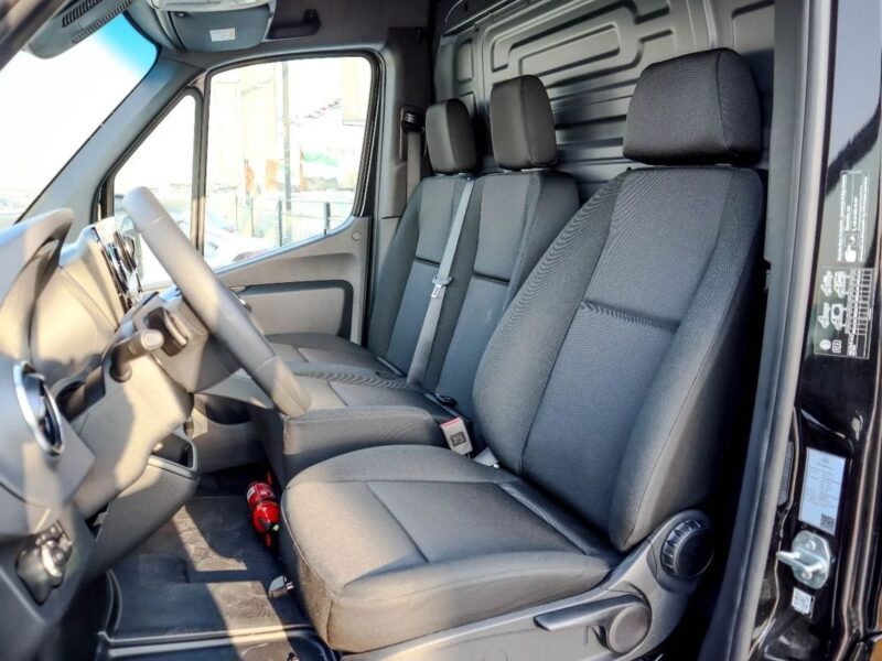 2025 Mercedes-Benz Sprinter 519 CDI 2.0L Diesel Cargo Van Black