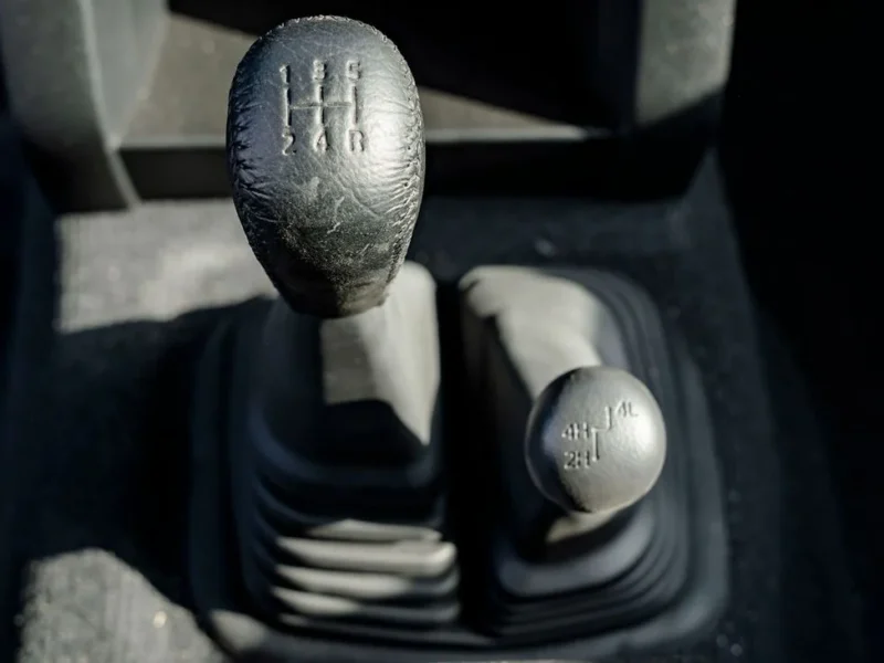 Mitsubishi L200 2025 Mitsubishi L200 2.4L MT Petrol Blue Black