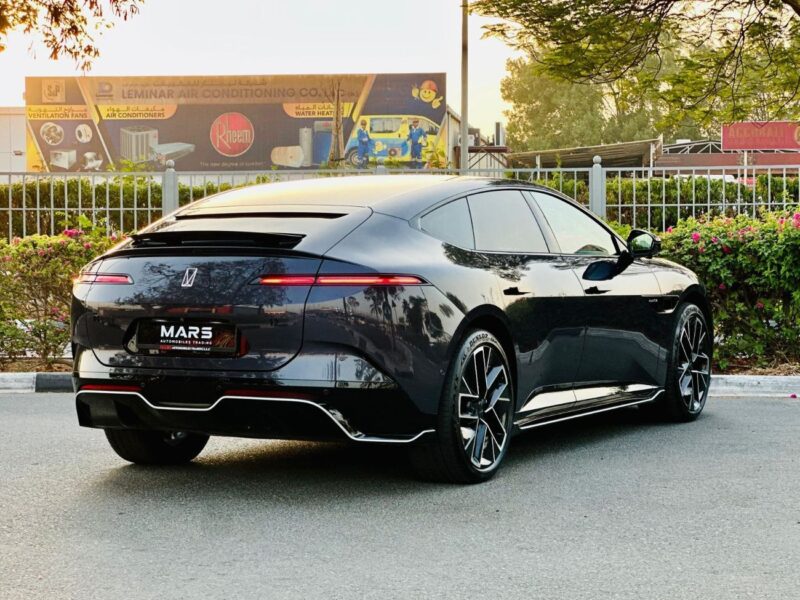 2023 Used Avatr 12 Preformance AWD 94.53 kWh Purple White