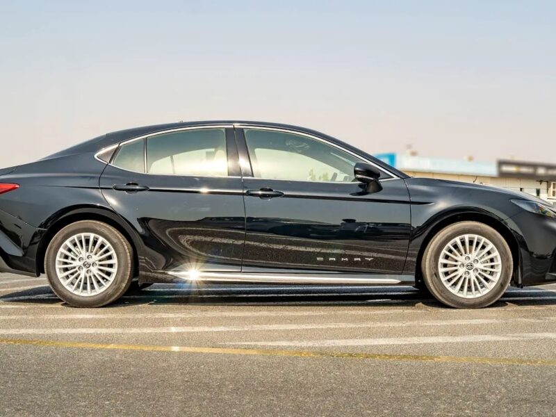 2025 Toyota Camry LE Camry LE4 Cylinder Engine Black Beige