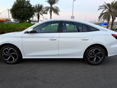 2025 MG MG5 Other Full option 2025 Zero km 1.5 Turbo White Black