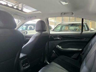 2025 MG MG5 Other 4-Cylinder Engine Full Option Black Sedan