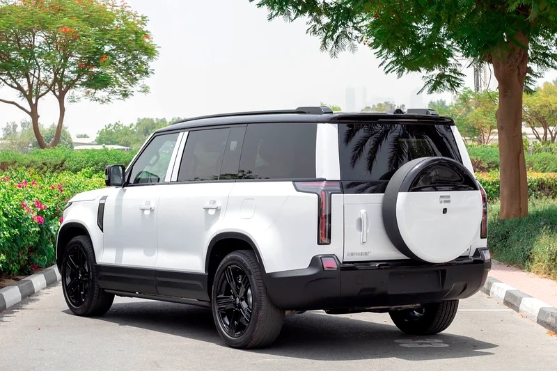 2025 Rox 01 1.5L PLUG-IN HYBRID VIP White Orange