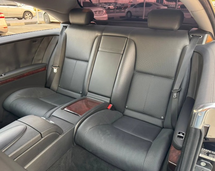 Mercedes Benz CL550 4.6-liter twin-turbocharged V8 2012 Black