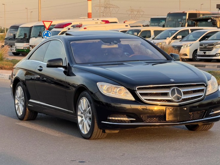 Mercedes Benz CL550 4.6-liter twin-turbocharged V8 2012 Black
