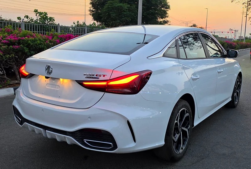 2025 MG MG5 Other Full option 2025 Zero km 1.5 Turbo White Black