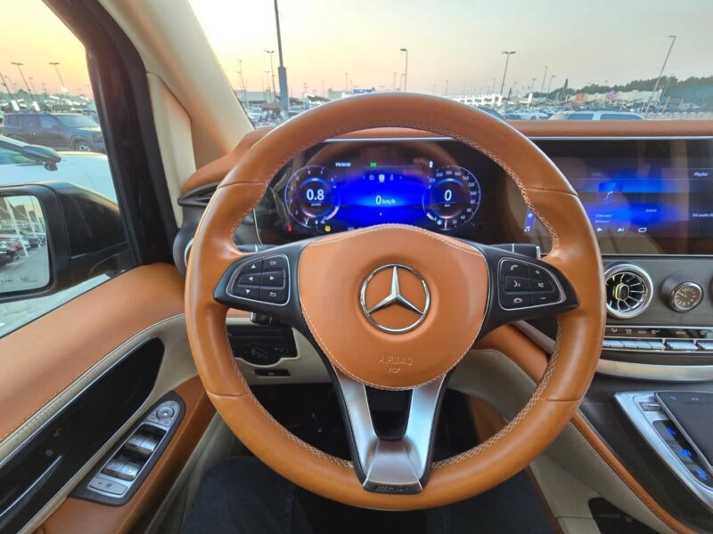 Mercedes V 250 VIP Model 2019 Convertible 2025 4 Cylinders Engine