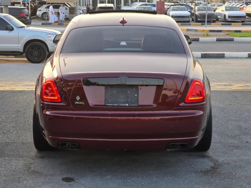 2015 Rolls-Royce Ghost 6.6-liter twin-turbocharged V12 Full Specifications