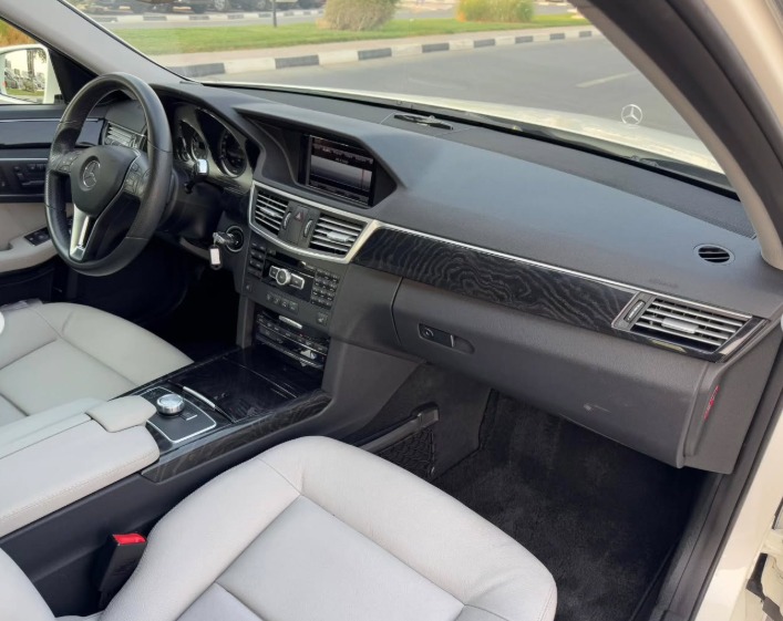 Mercedes Benz E350 3.5-liter V6 Engine 2013 Very Clean Car White