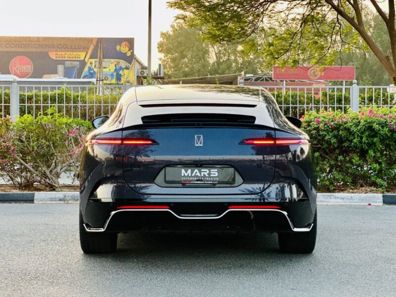 2023 Used Avatr 12 Preformance AWD 94.53 kWh Purple White