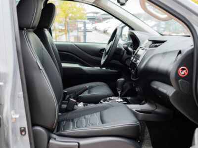 2025 Nissan Navara Pro-4X 2.5L AT Diesel 2.5 L Inline‑4 Twin‑Turbo Diesel Gray