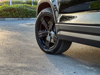 ROX 01 VIP 2025 Rox 011.5L Hybrid Plug-In Black Orange