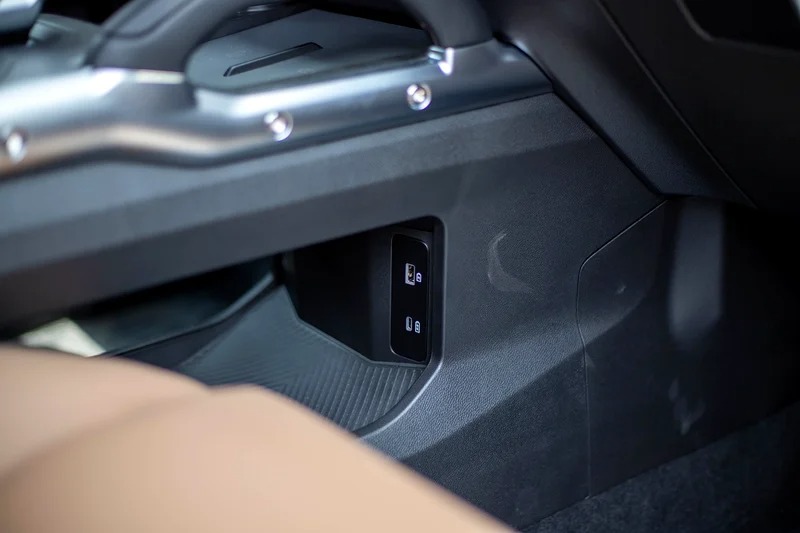 2025 Jetour T2 2.0L 4WD TRIFLE EDITION Black Tan