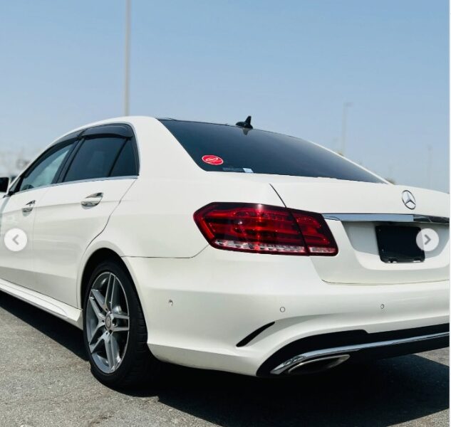 2015 MERCEDES BENZ E300 2.1L turbocharged 4-cylinder engine White Black