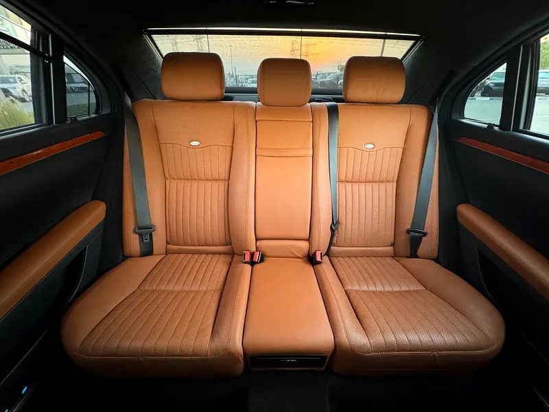 2008 Mercedes-Benz S-Class S 550 Excellent Condition White Brown