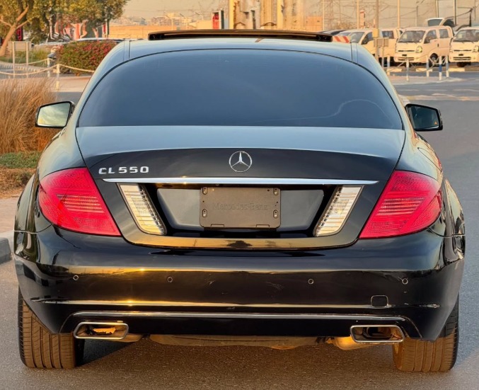 Mercedes Benz CL550 4.6-liter twin-turbocharged V8 2012 Black