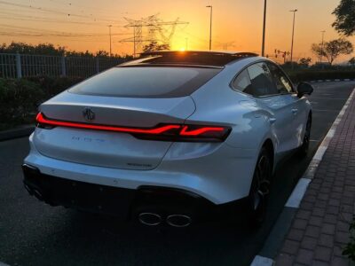 2024 MG MG7 Elegance 1.5 Turbo Full option 4-Cylinders Engine White Green