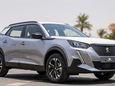 Peugeot 2008 PEUGEOT 2008 ALLURE 1.2P AT MY2023 Silver Black