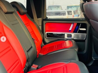 2019 MERCEDES BENZ G 550 4.0L biturbo V8 FULL OPTION Black Red