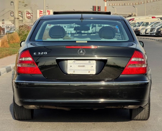 Mercedes Benz E320 3.2-liter V6 Petrol Engine 2004 Black Beige