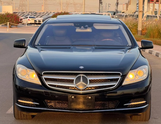 Mercedes Benz CL550 4.6-liter twin-turbocharged V8 2012 Black