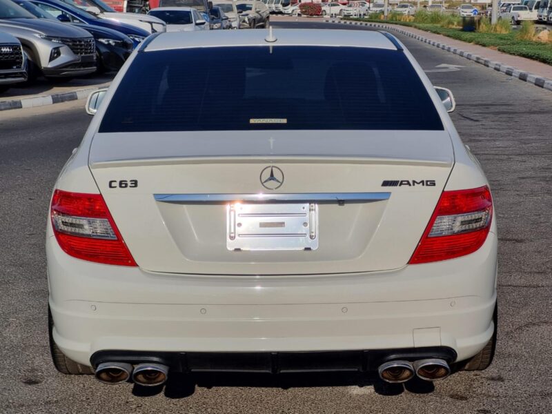 2008 Mercedes-Benz C250 2.5-liter V6 Engine White Grey