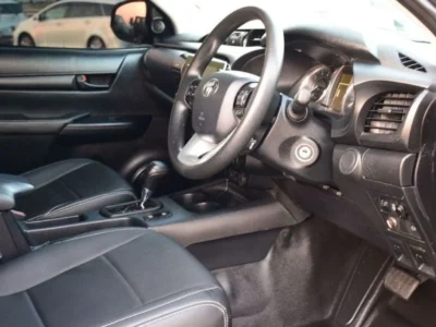 2022 Toyota Hilux S GLX 2.8L 4 Cylinder Engine AWD AT Diesel Grey Black