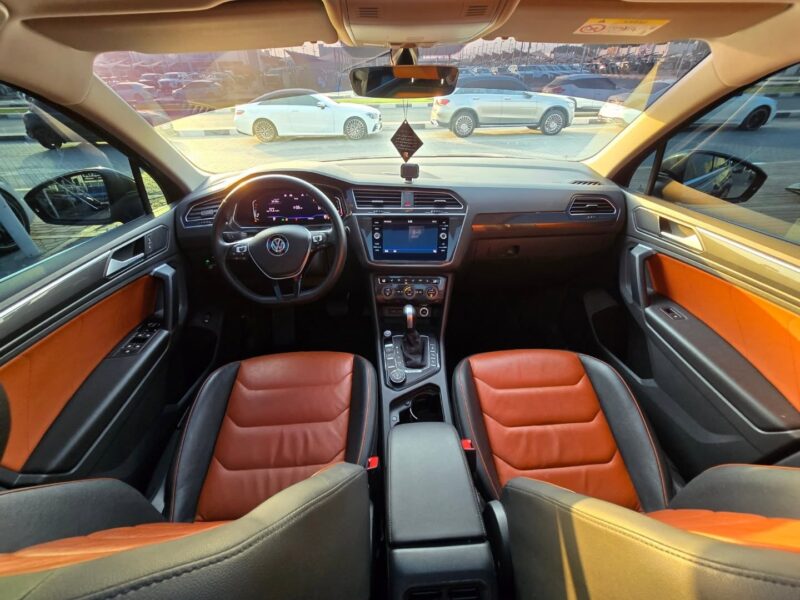 Volkswagen Tiguan 2.0L 4-cylinder turbocharged TSI engine 2020 Grey Orange