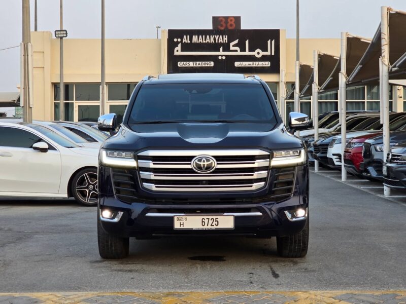 2023 Land Cruiser VXR V6 Petrol Engine number 1 Full Specifications Black