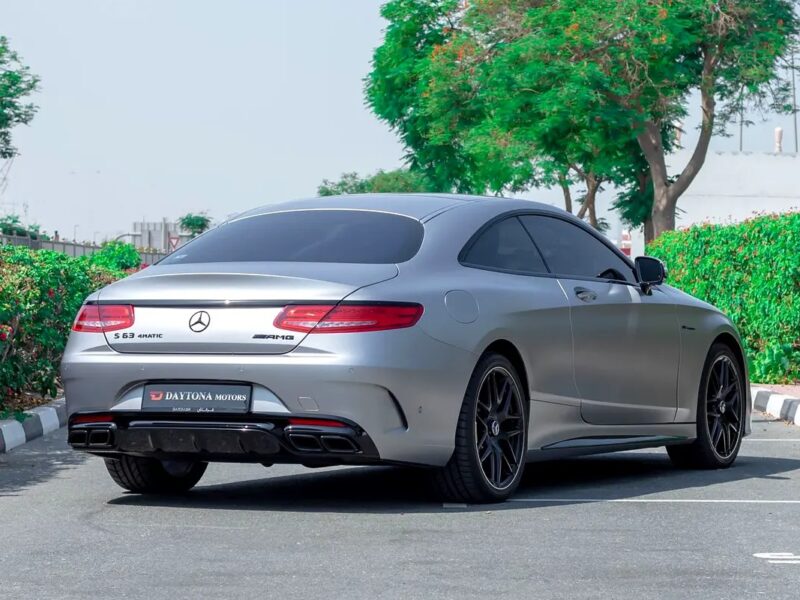 2015 Mercedes-Benz S-Class S 63 4Matic 8 Cylinders Engine Silver White