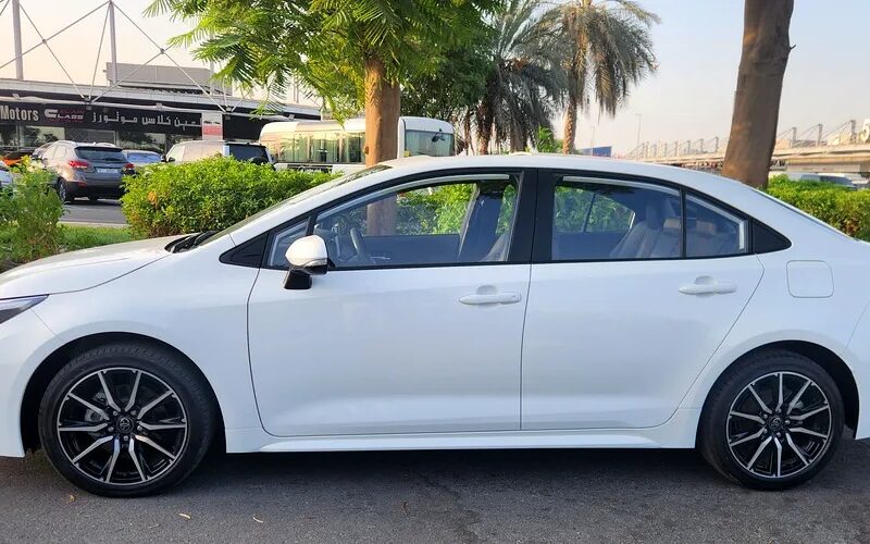 2025 Toyota Corolla Other Corolla 1.8 Hybrid 4 Cylinder White Grey