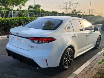 2025 Toyota Corolla Other Corolla 1.8 Hybrid 4 Cylinder White Grey