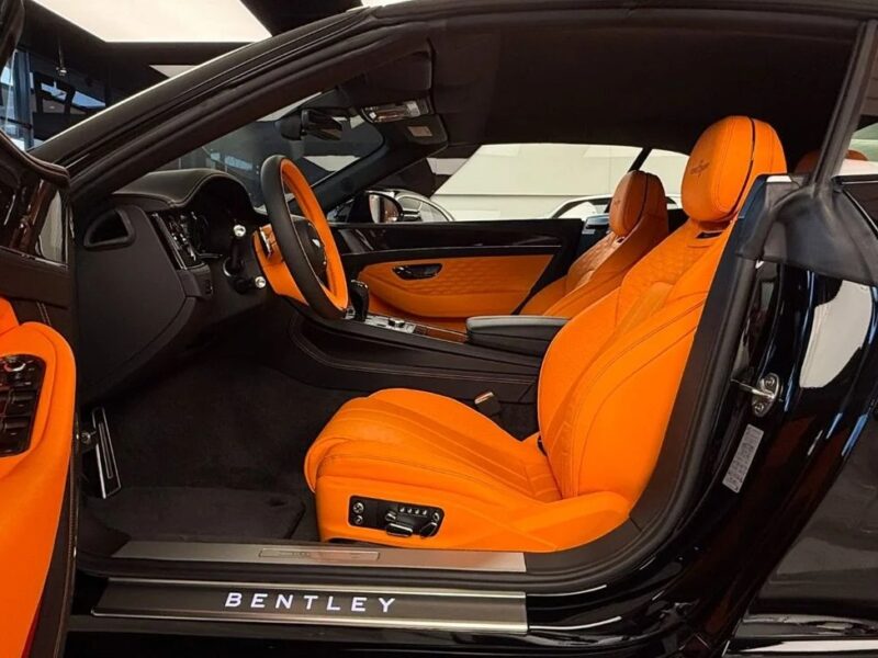 Bentley Continental GTC Bentley Continental GTC 2025 First Edition Black Orange