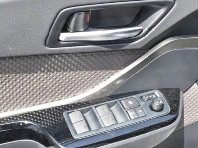 Toyota C-HR Toyota CHR Suffix Z2 1.2L Petrol AWD AT 2024 White Black